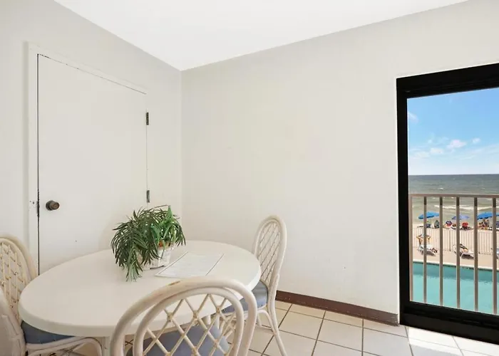 Gulf Tower 1b And 1c Holiday home *